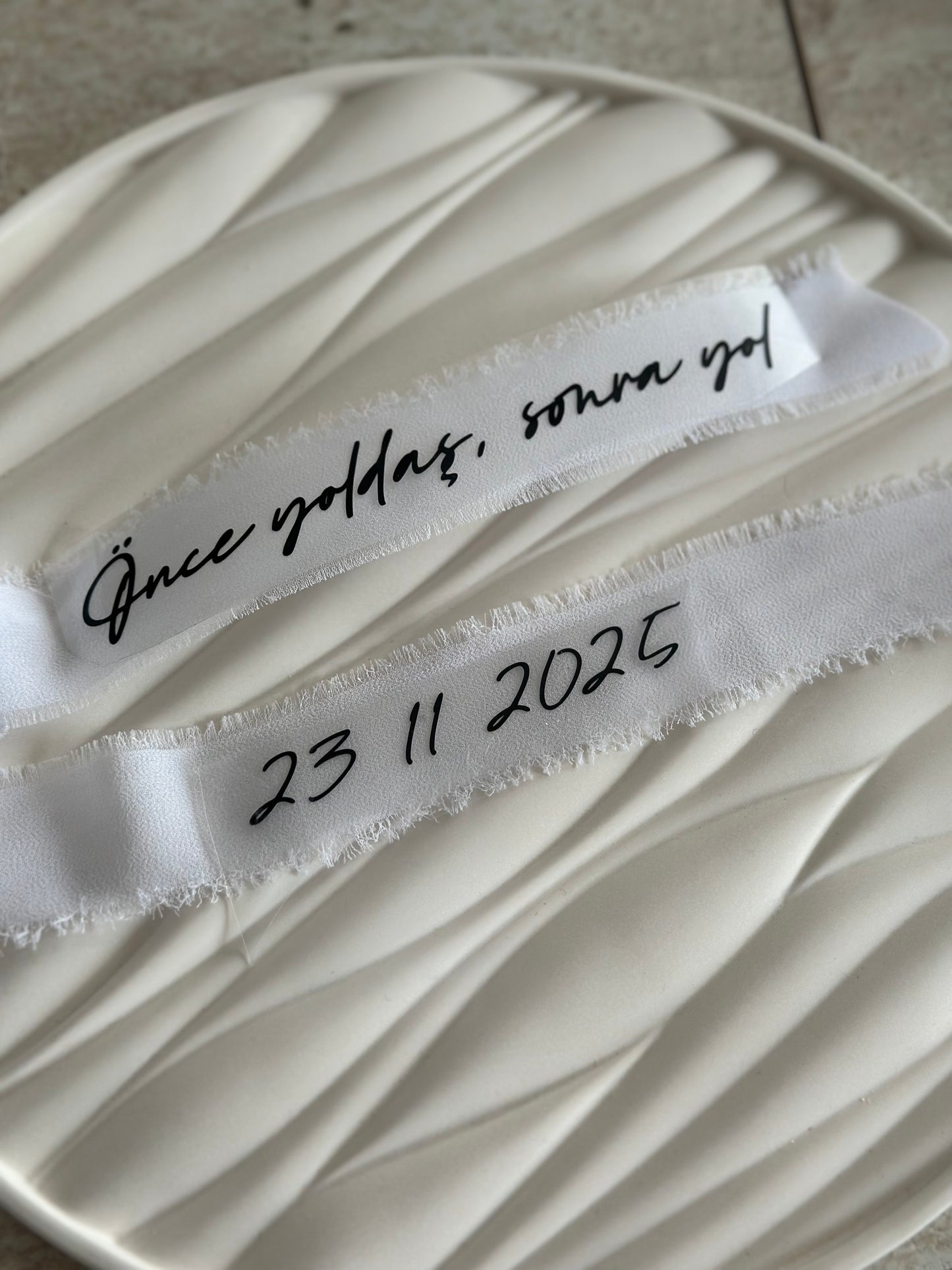 Gepersonaliseerd Chiffon Bouquetlint – Uniek Herinneringslint voor het Bruidsboeket