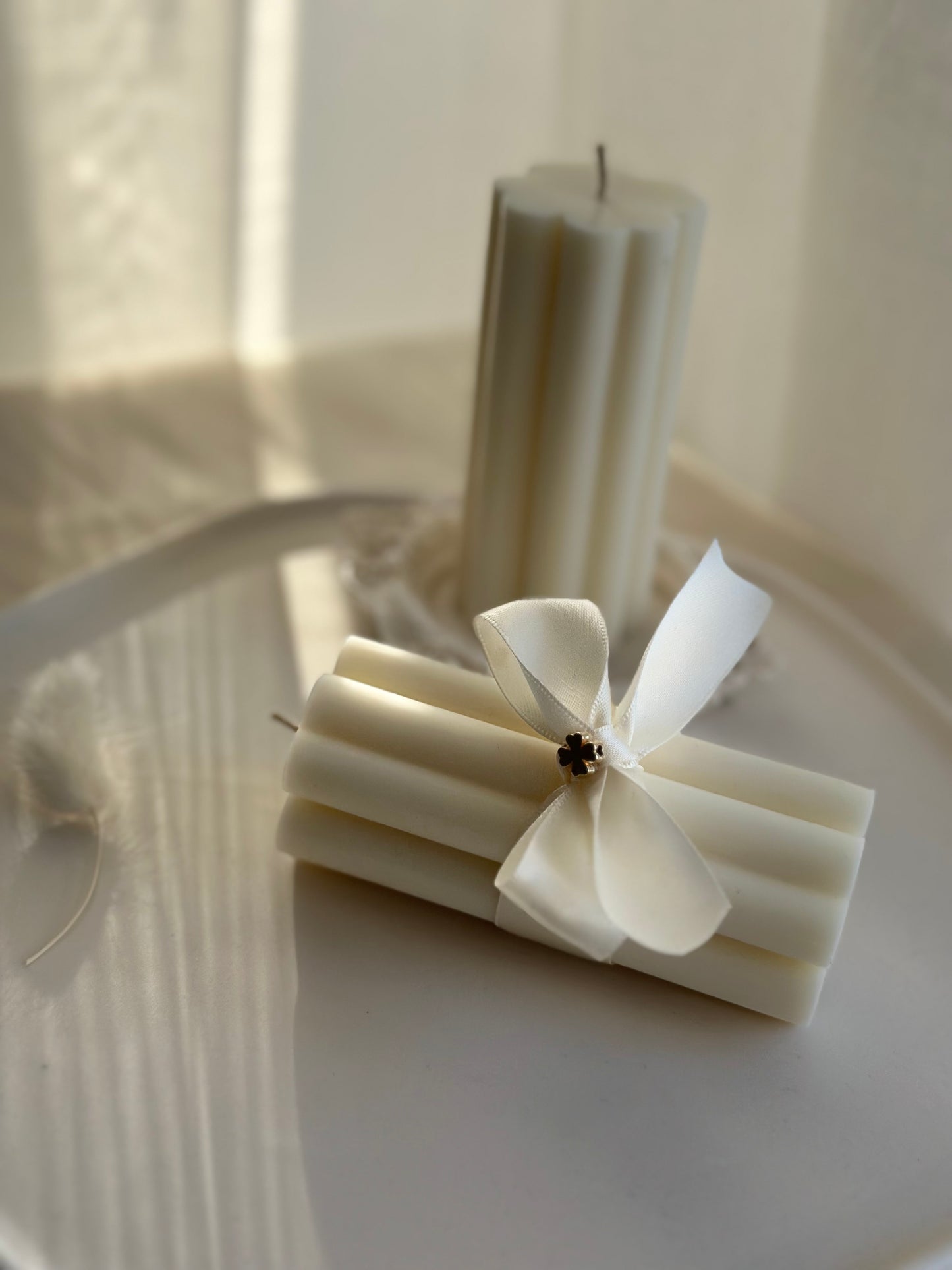 Four-leaf clover candles