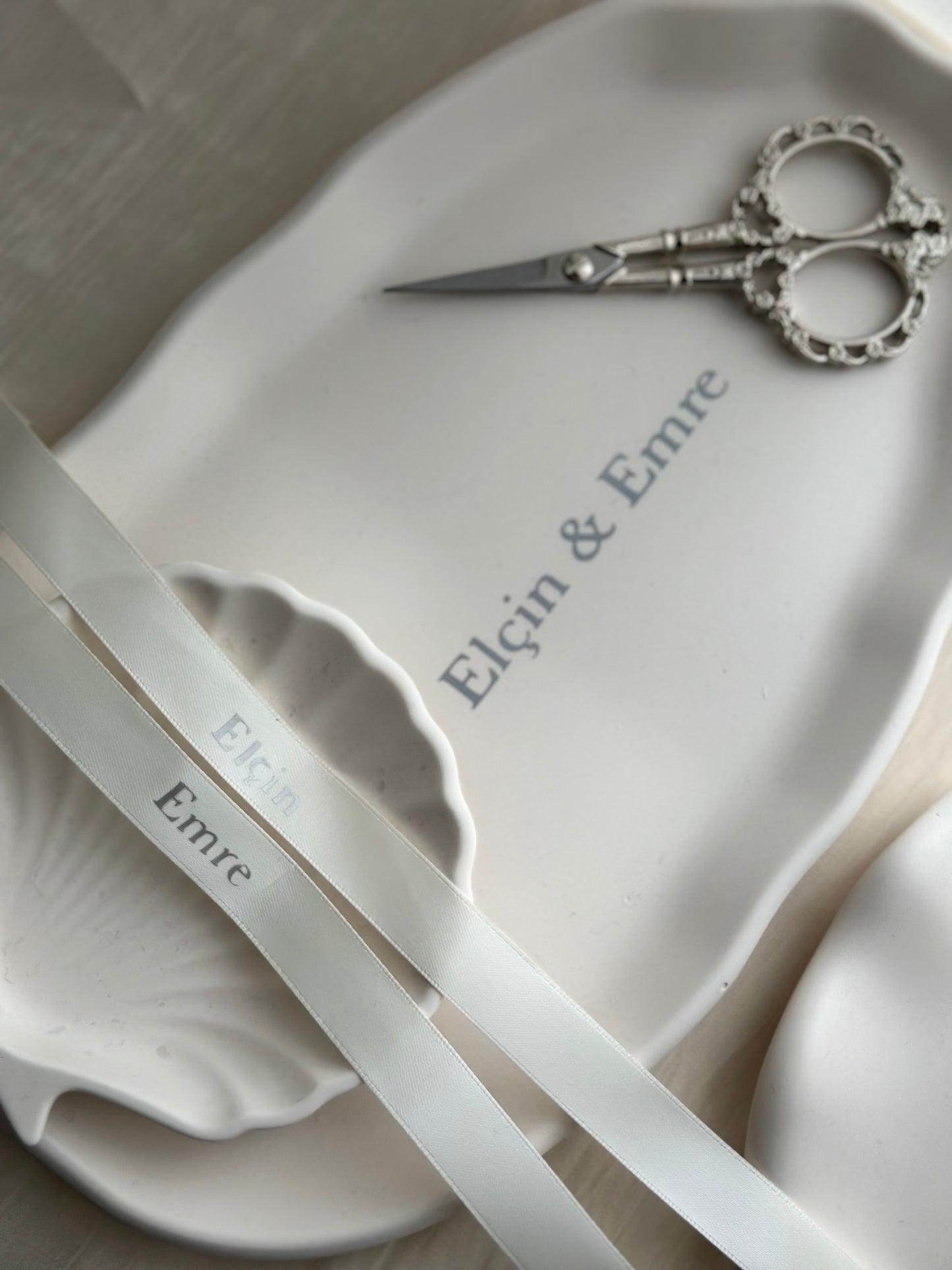Gepersonaliseerde verlovingsring lint