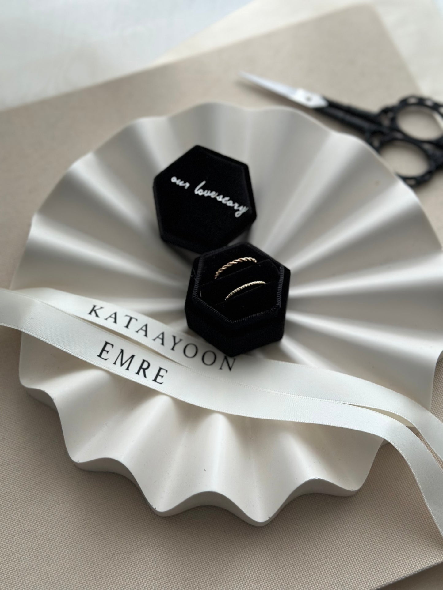 Fluwelen ringdoosjes met personalisatie