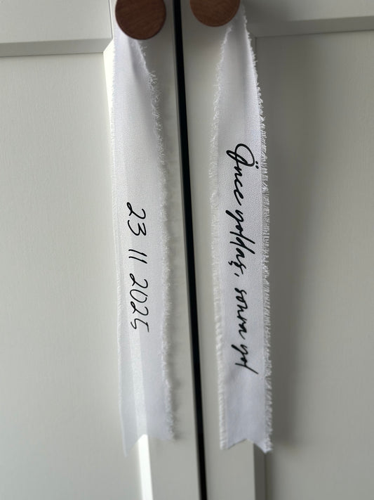 Gepersonaliseerd Chiffon Bouquetlint – Uniek Herinneringslint voor het Bruidsboeket