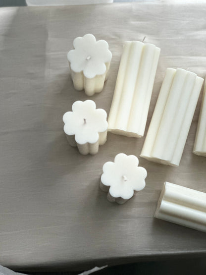 Four-leaf clover candles