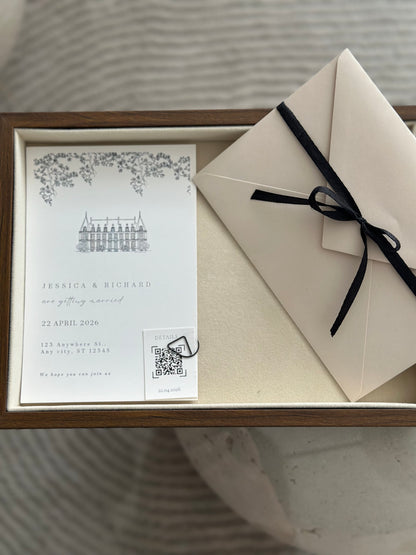 Classic Classy Uitnodigingskaart met QR-code