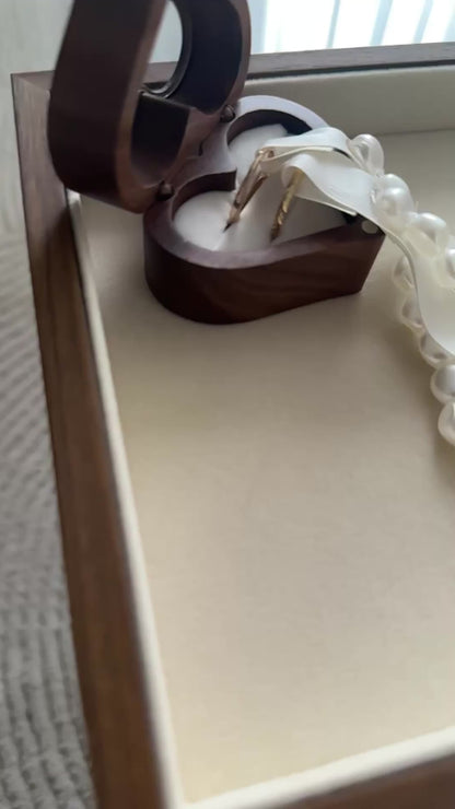 Verlovingsdienblad TERRA, warm en tijdloos